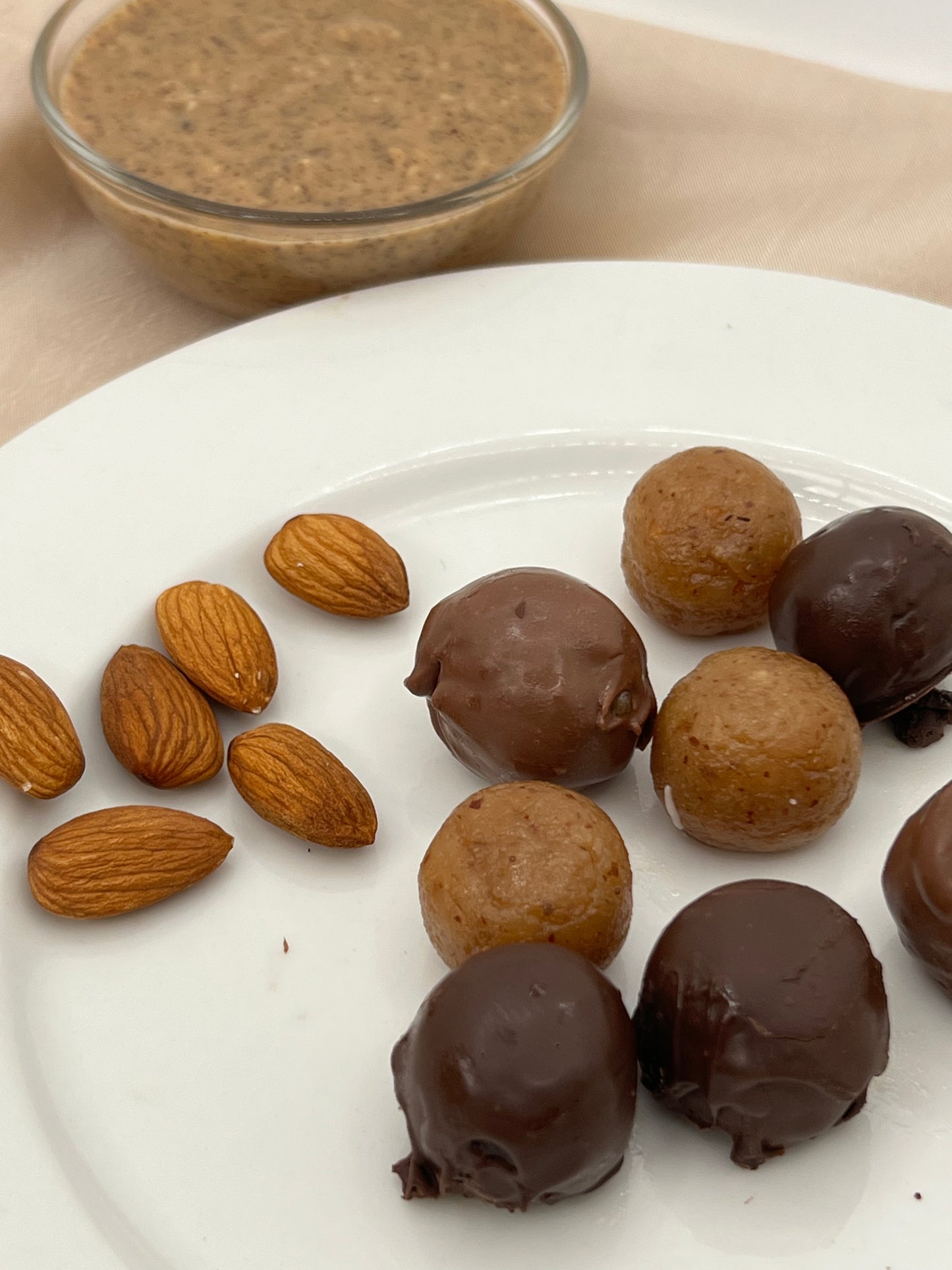 PROTEIN BALLS BITE SIZE